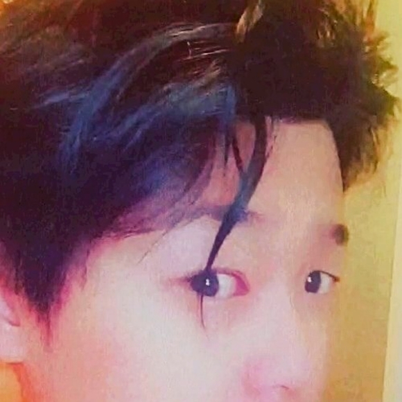 Meet your Posher, Matthew - Picture 1 of 1